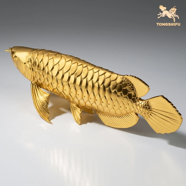GOLD AROWANA