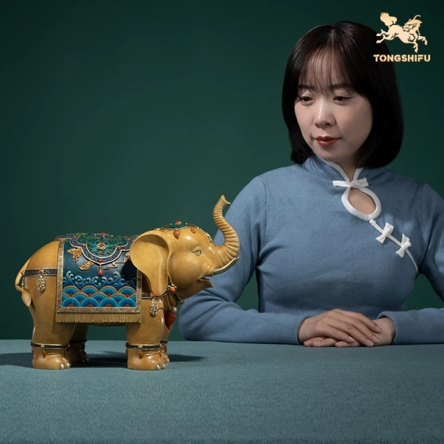 AUSPICIOUS ELEPHANT (A)