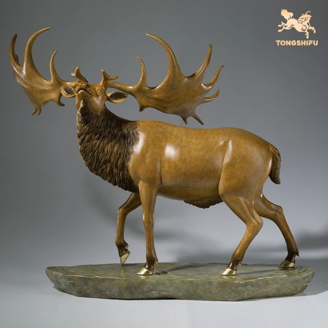 BIG HORN DEER