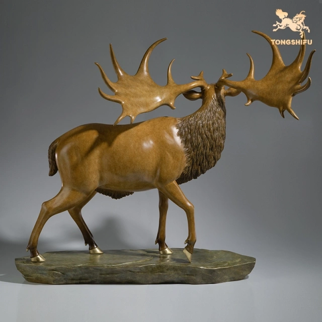 BIG HORN DEER