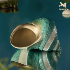 CONCH B