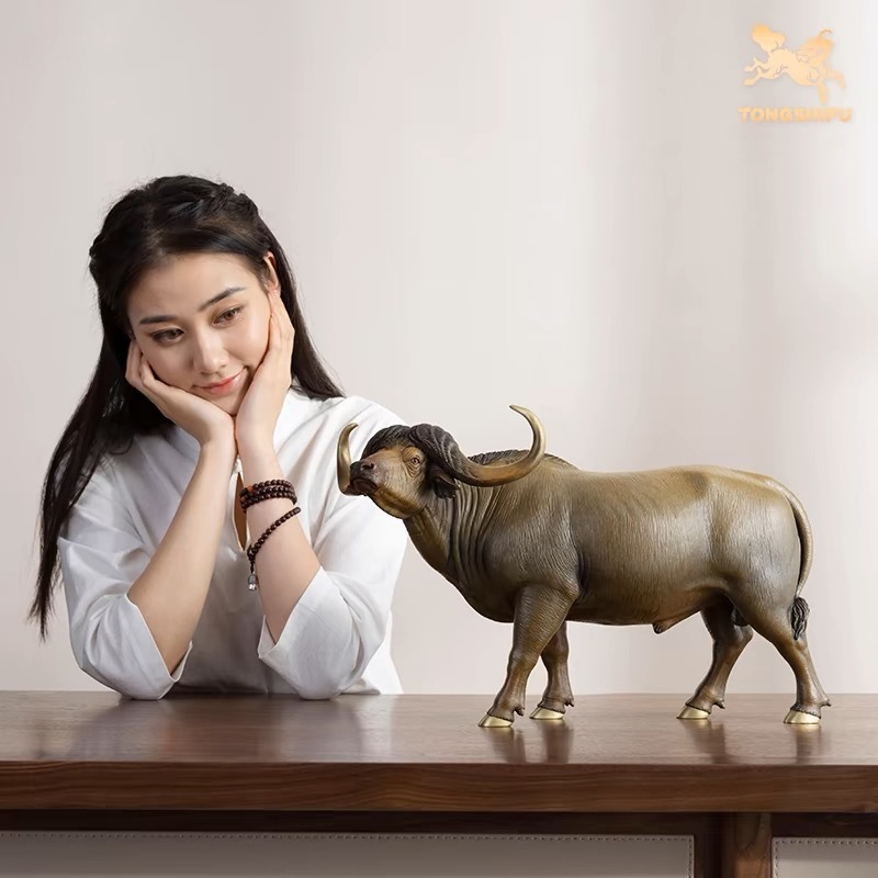 AFRICAN WATER BUFFALO