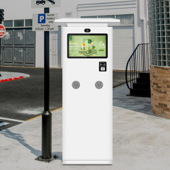 Kiosque à écran tactile extérieur robuste et résistant aux intempéries avec scanner et NFC