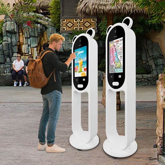 21.5-Inch Bear-Shaped Outdoor AI Touchscreen Booth