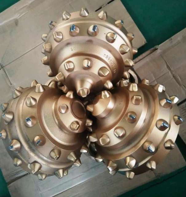 4 1/2"=114.3mm 2-3/8 API REG Tricone Bit Size 4 1/2" Sealed Bearing Drill Bit Rock Bit for Water Well Drilling
