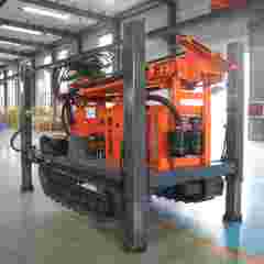 YK-200 water well drilling rig water well drilling rig vehicle-mounted water well drilling rig / mud pump or air compressor