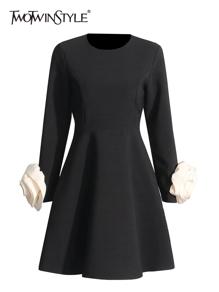 TWOTWINSTYLE Patchwork Appliques High Waist Minimalist Women Dresses
