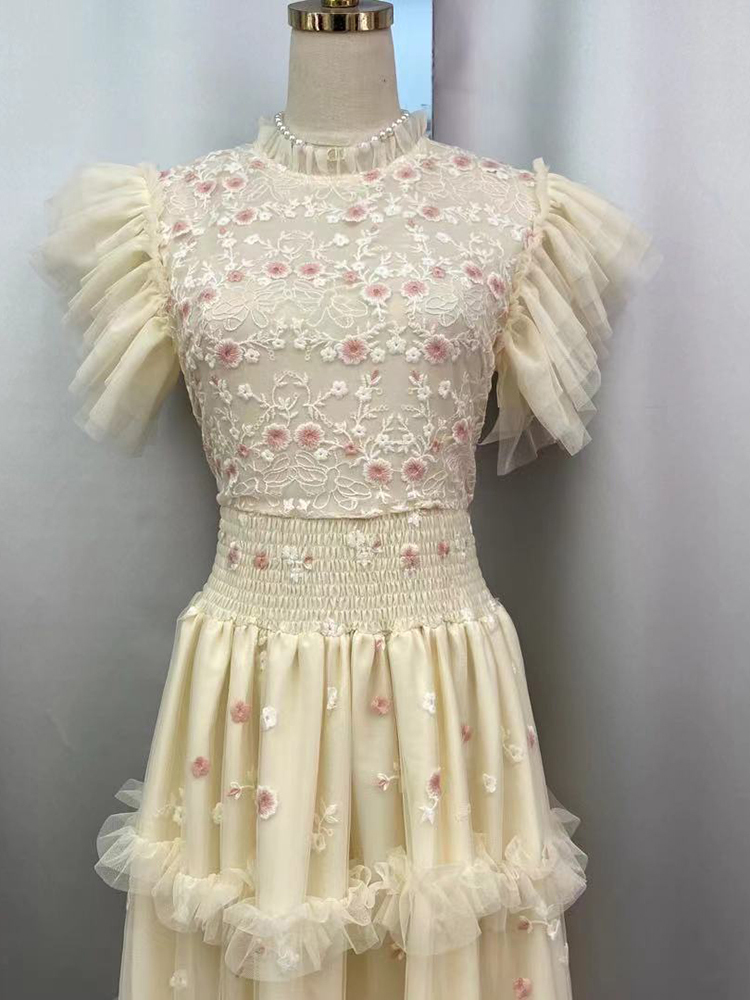 TWOTWINSTYLE Embroidery Patchwork Mesh Flying Sleeve Women Formal Dress New