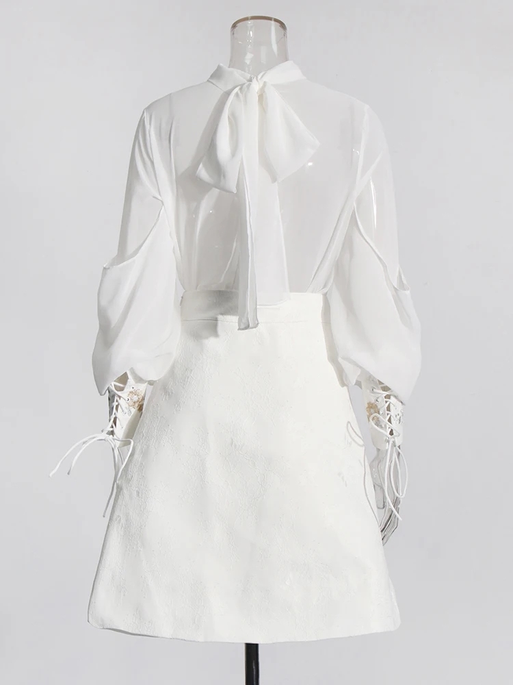 TWOTWINSTYLE Elegant Spliced Diamonds Embroidery Women Chic Two Piece Sets