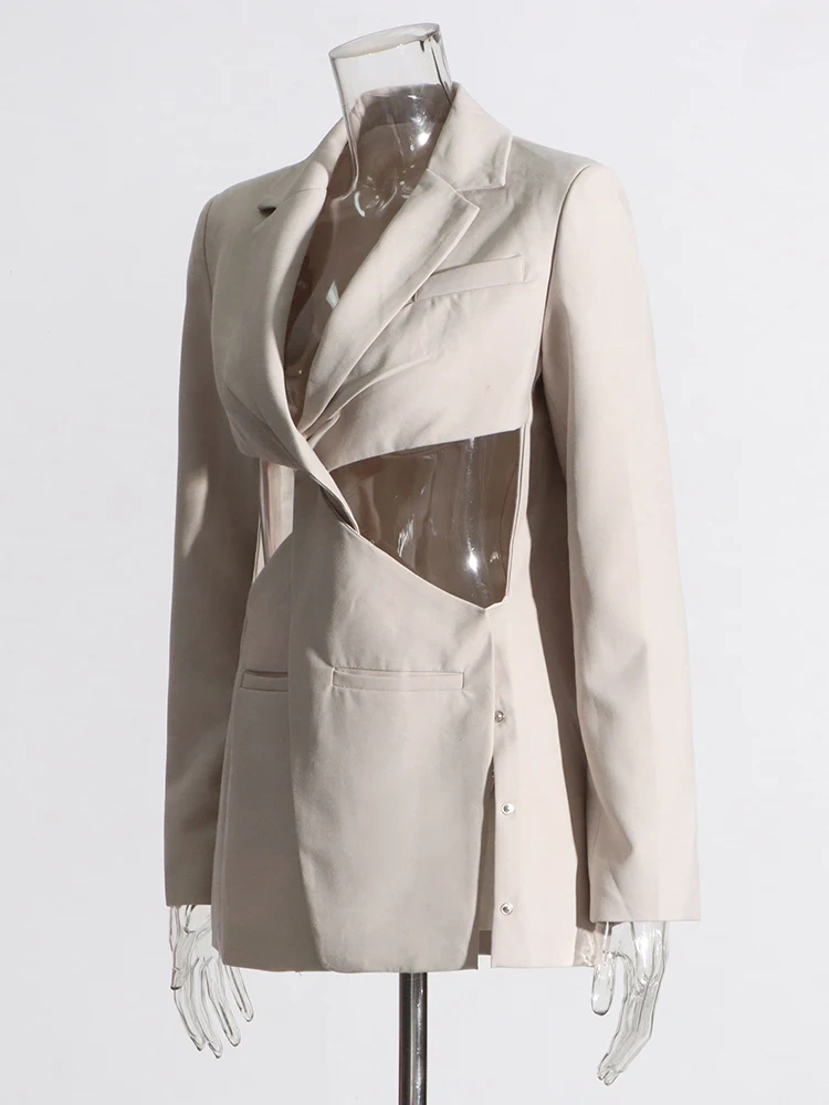 TWOTWINSTYLE Solid Hollow Out Blazers For Women Notched Collar Long Sleeves Patchwork Pockets Temperament Blazer Female Fashion