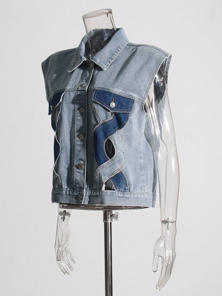 TWOTWINSTYLE Hit Color Denim Waistcoats For Women Lapel Sleeveless Hollow Out Loose Casual Waistcoat Female Fashion Clothing New