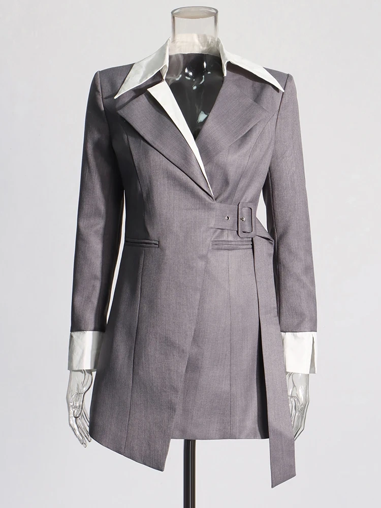 TWOTWINSTYLE Casual Colorblock Spliced Belt Blazer For Women Notched Collar Long Sleeve Patchwork Pocket Chic Blazers Female New