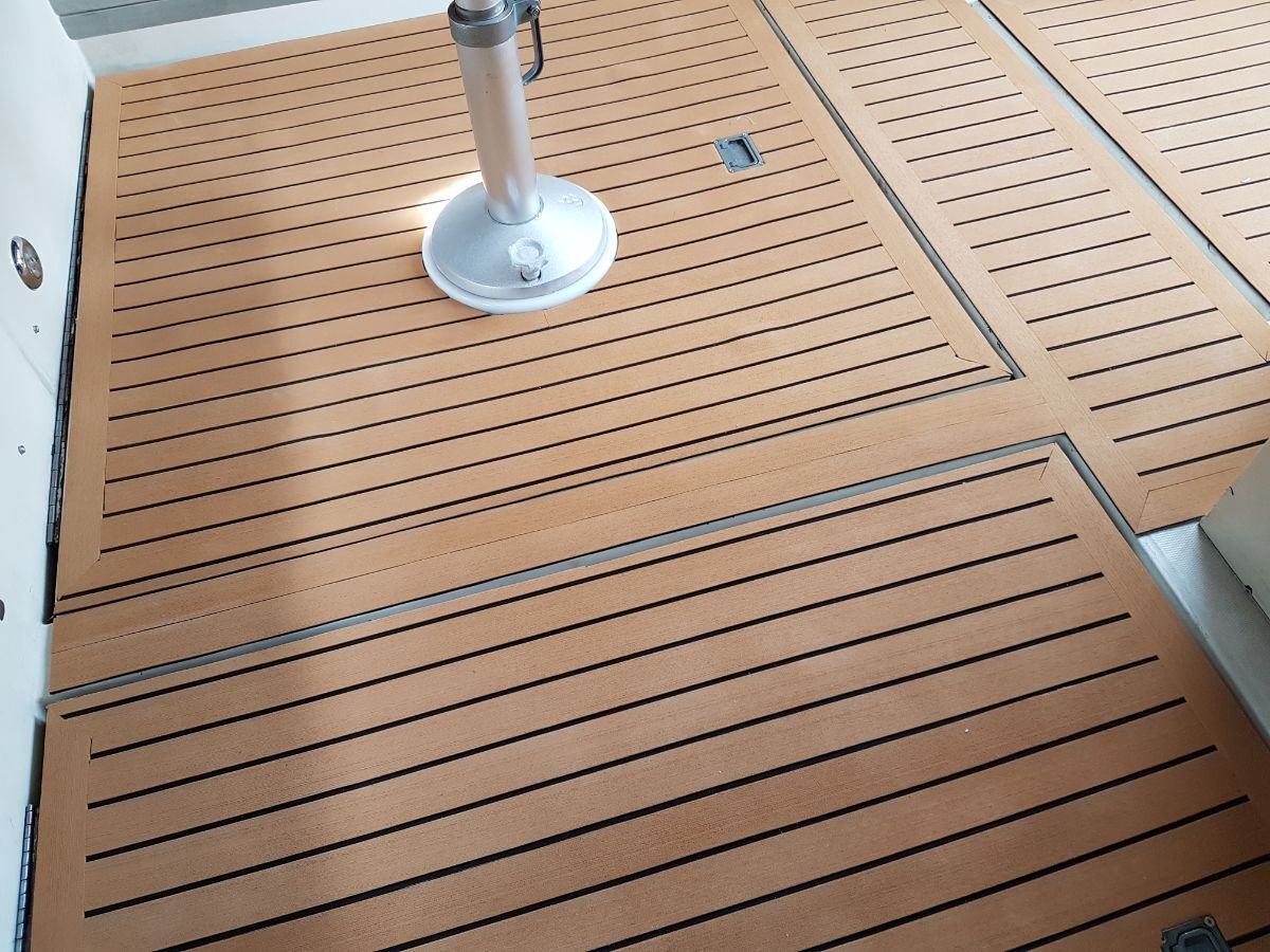 EVA Boat Flooring – Non-Slip & Durable Marine Decking Installation