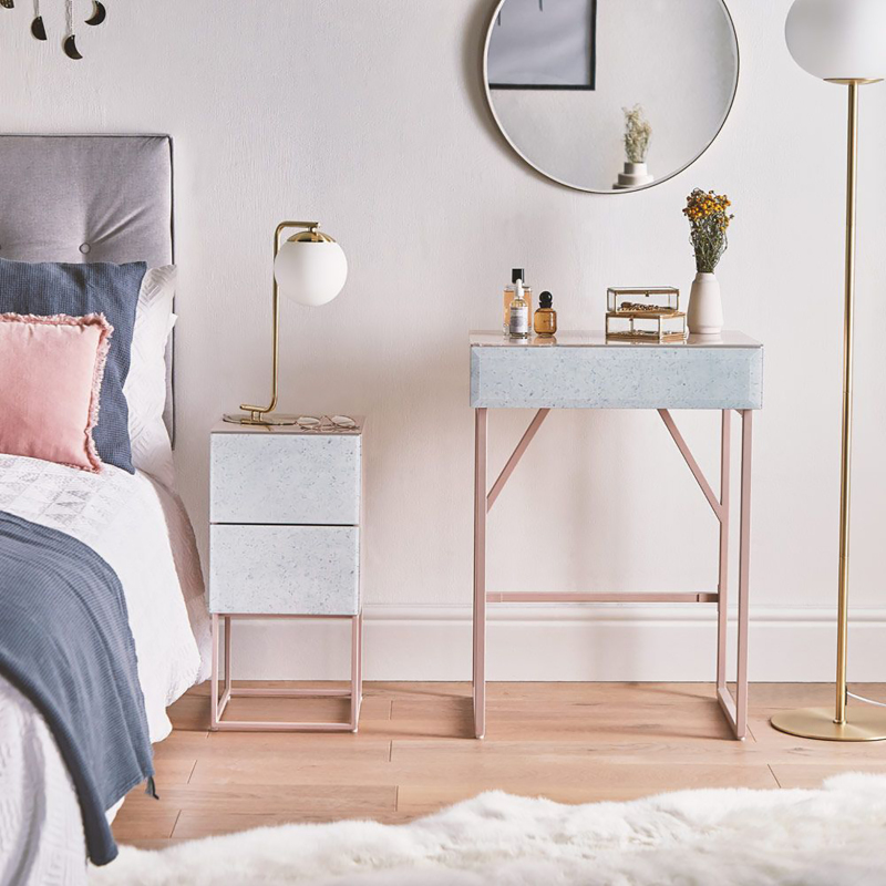 Metal Frame Nightstand with 2 Drawers - Durable Glass Surface & Pink Bedside Table for Bedroom/Small Space