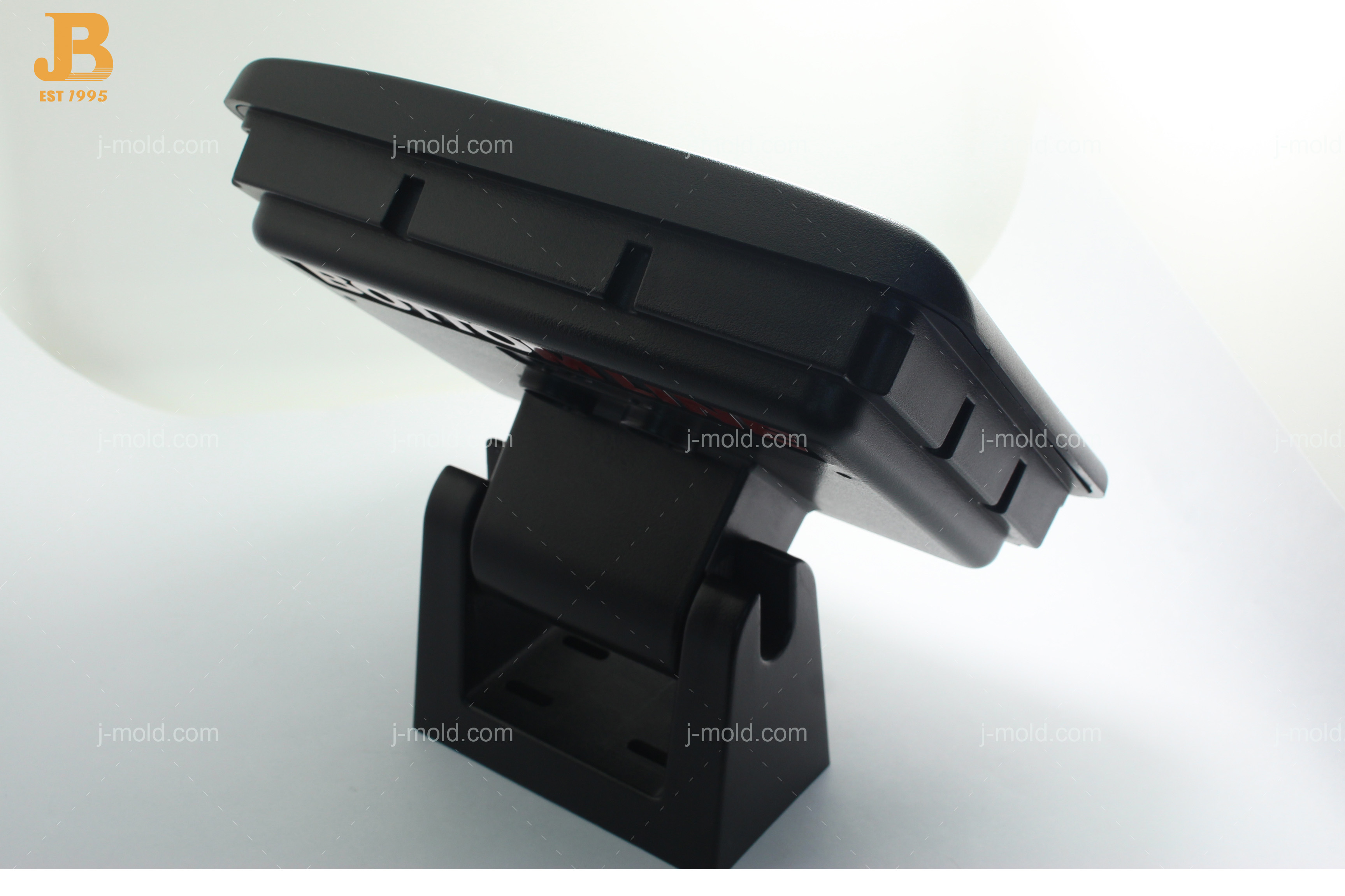 custom injection molding
