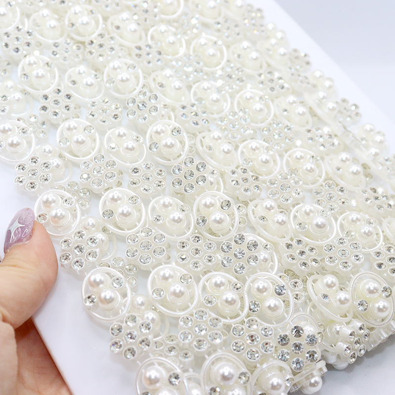 Floral Shaped Pearl Crystal Trimming Manufacturer