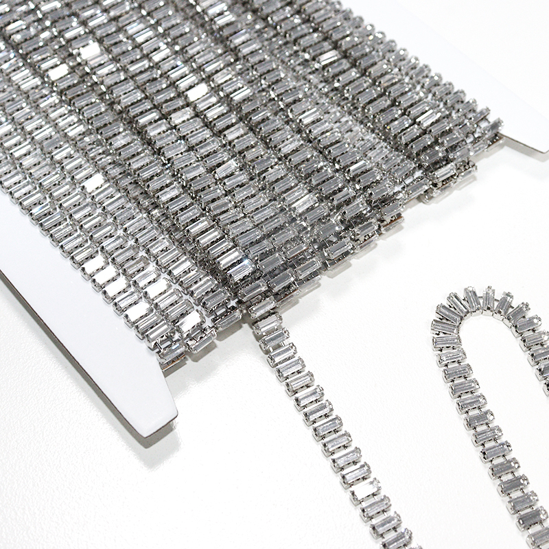 Square Shaped Crystal Cup Chain Manufacturer