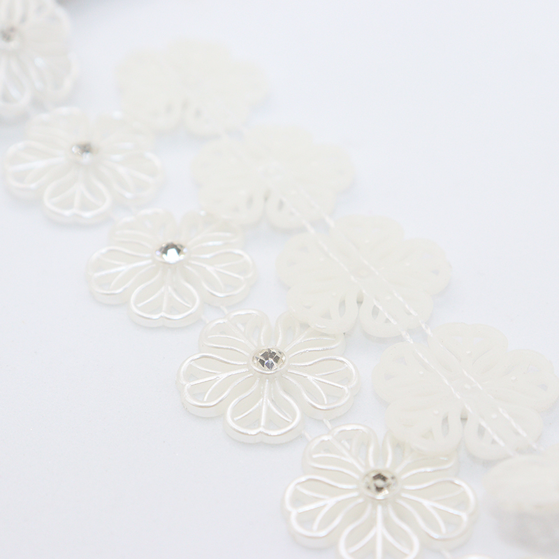 Flower Shape Hollow Out Crystal Trim Wholesale