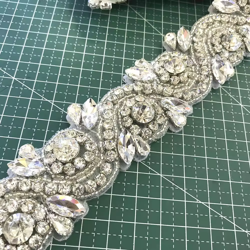 Beaded Rhinestone Applique Trimming Supplier
