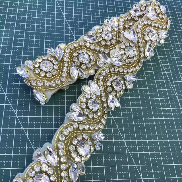 Beaded Rhinestone Applique Trimming Supplier