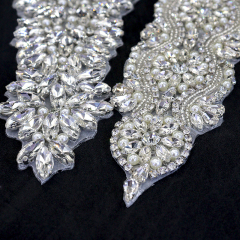 Silver Pearl Beaded Rhinestone Applique for Bridal Dress Supplier