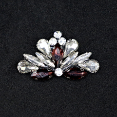Bling Flower Shaped Diamond Patches with Pearl for Jackets Jeans Supplier