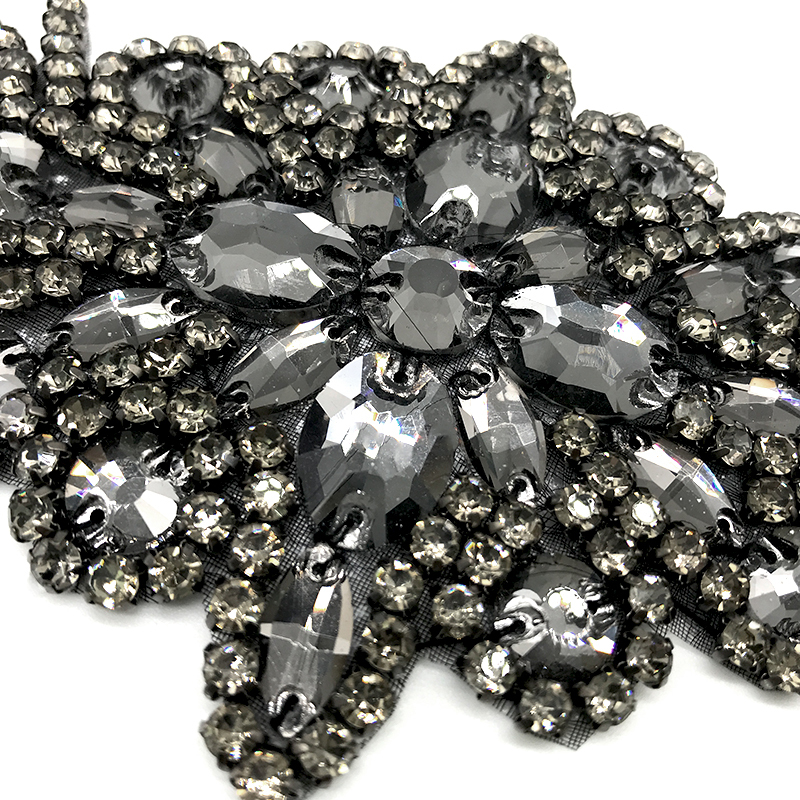 Multi Color Resin Diamond Applique for Wedding Dress Supplier
