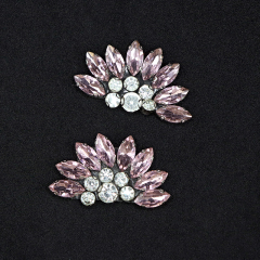Bling Flower Shaped Diamond Patches with Pearl for Jackets Jeans Supplier