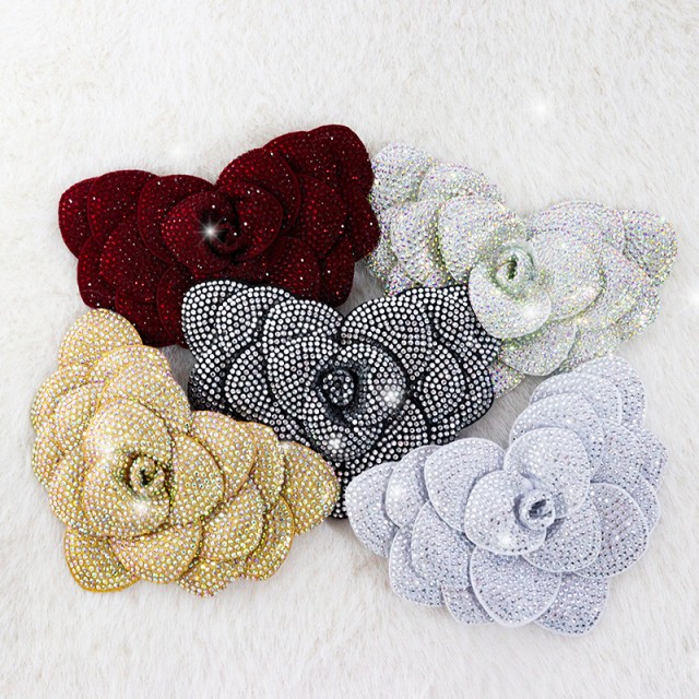 Bling Heart Shaped Rhinestone Patch for Garment Decor Wholesale