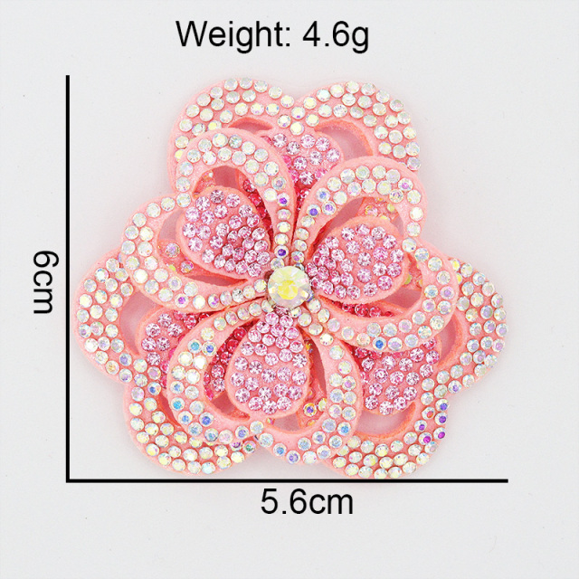 5.6*6cm 3D Flower Shaped Crystal Appliques for Dresses Manufacturer