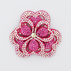 5.6*6cm 3D Flower Shaped Crystal Appliques for Dresses Manufacturer