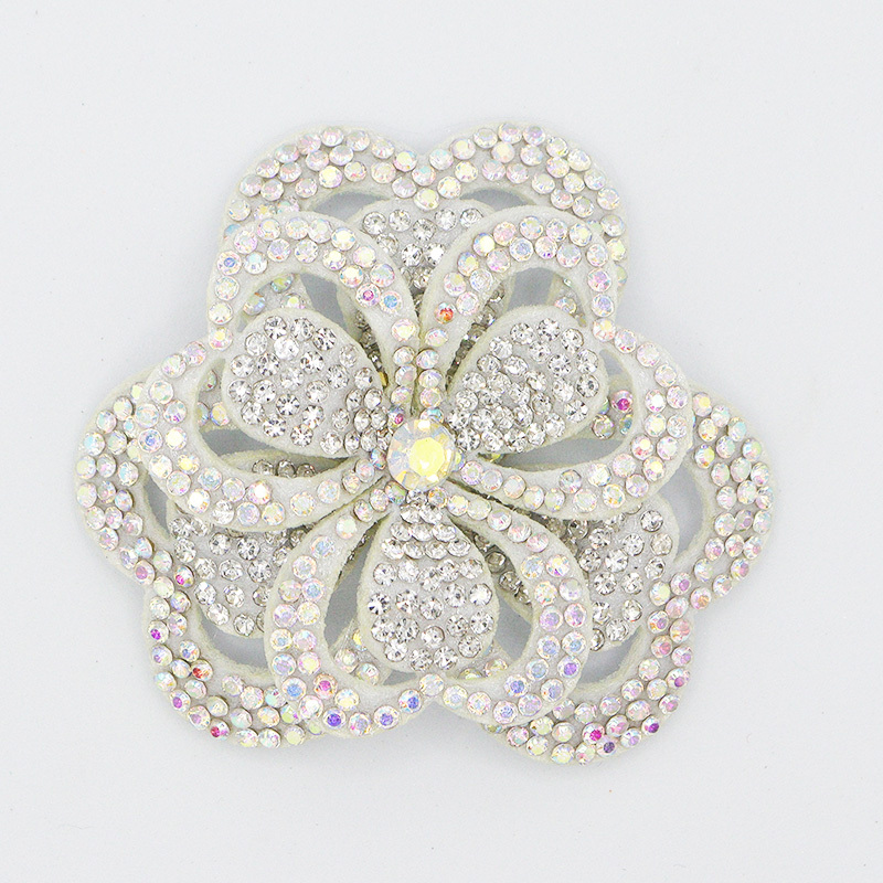 5.6*6cm 3D Flower Shaped Crystal Appliques for Dresses Manufacturer