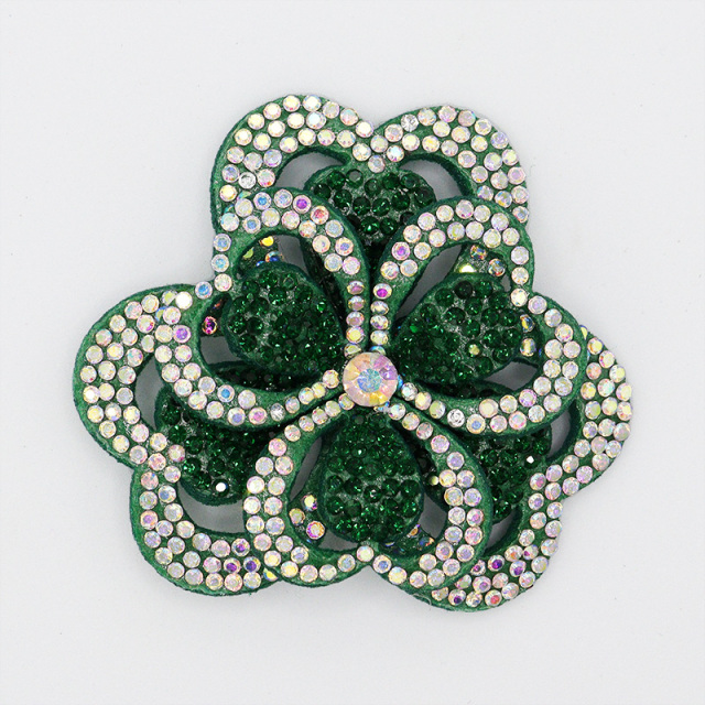 5.6*6cm 3D Flower Shaped Crystal Appliques for Dresses Manufacturer