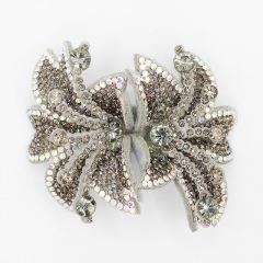 7.6*6.4cm Custom 3D Floral Bedazzled Patches for Shoe Clothing Factory