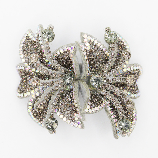 7.6*6.4cm Custom 3D Floral Bedazzled Patches for Shoe Clothing Factory