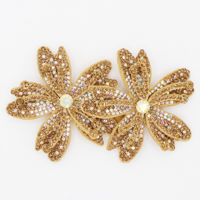 9*6cm 3D Floral Applique with Rhinestones Manufacturer