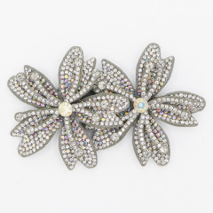9*6cm 3D Floral Applique with Rhinestones Manufacturer