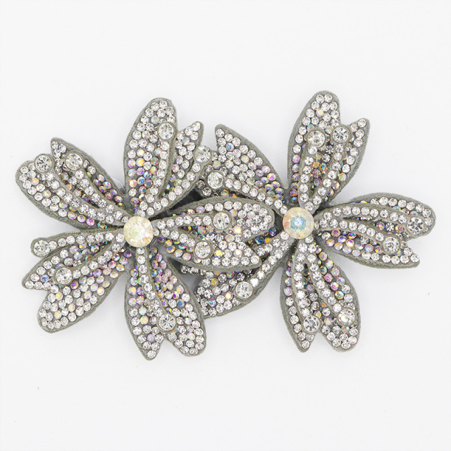 9*6cm 3D Floral Applique with Rhinestones Manufacturer