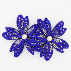 9*6cm 3D Floral Applique with Rhinestones Manufacturer