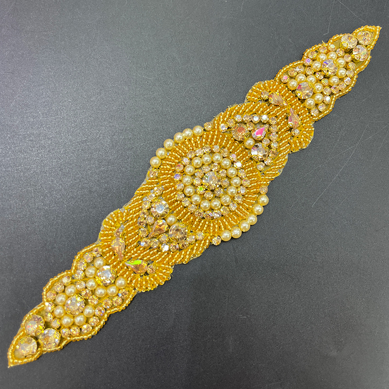 22*6cm Shiny Rhinestone Beaded Bridal Applique Supplier