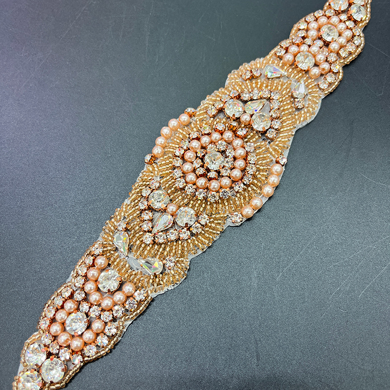 22*6cm Shiny Rhinestone Beaded Bridal Applique Supplier