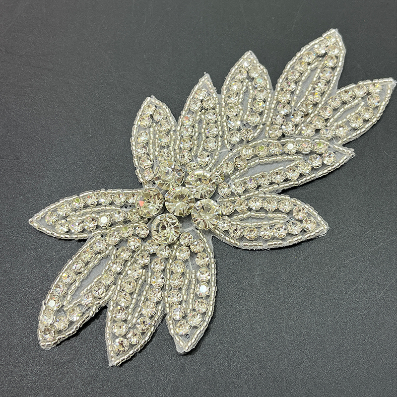 14.5*8.7cm Colorful Floral Shaped Applique for Wedding Dress Exporter