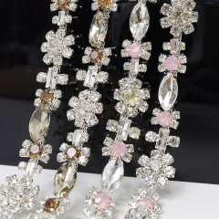 Sparkle Flower Shaped Rhinestone Trim for Sewing Wholesale