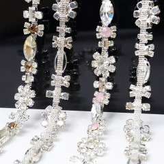 Sparkle Flower Shaped Rhinestone Trim for Sewing Wholesale