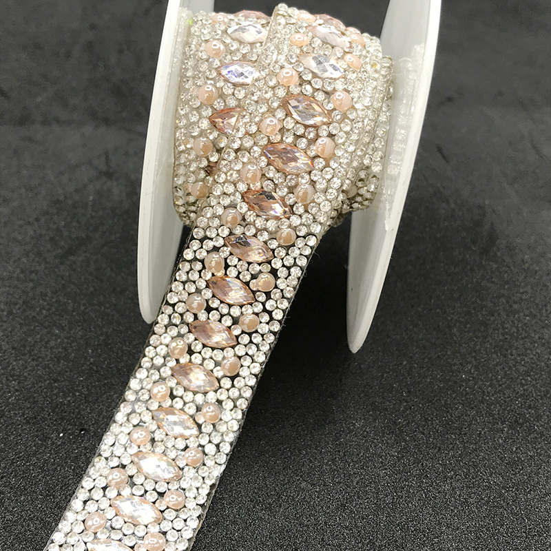 Sparkling Pearl Rhinestone Trim for Dresses Supplier