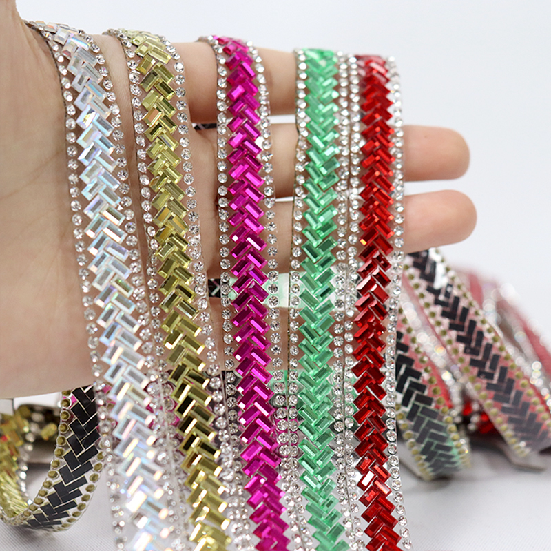 Luxury Diamond Glass Trim Iron On Bag Clothing Supplier