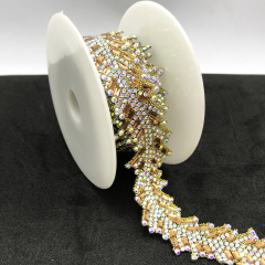 Leaf Shaped Diamond Jeweled Trim By The Yard Supplier