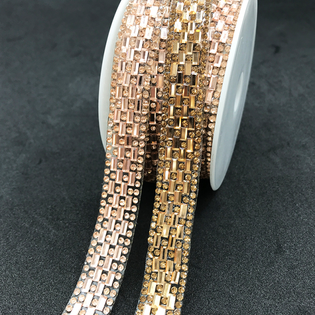 Rose Gold Glass Rhinestone Trimming Factory