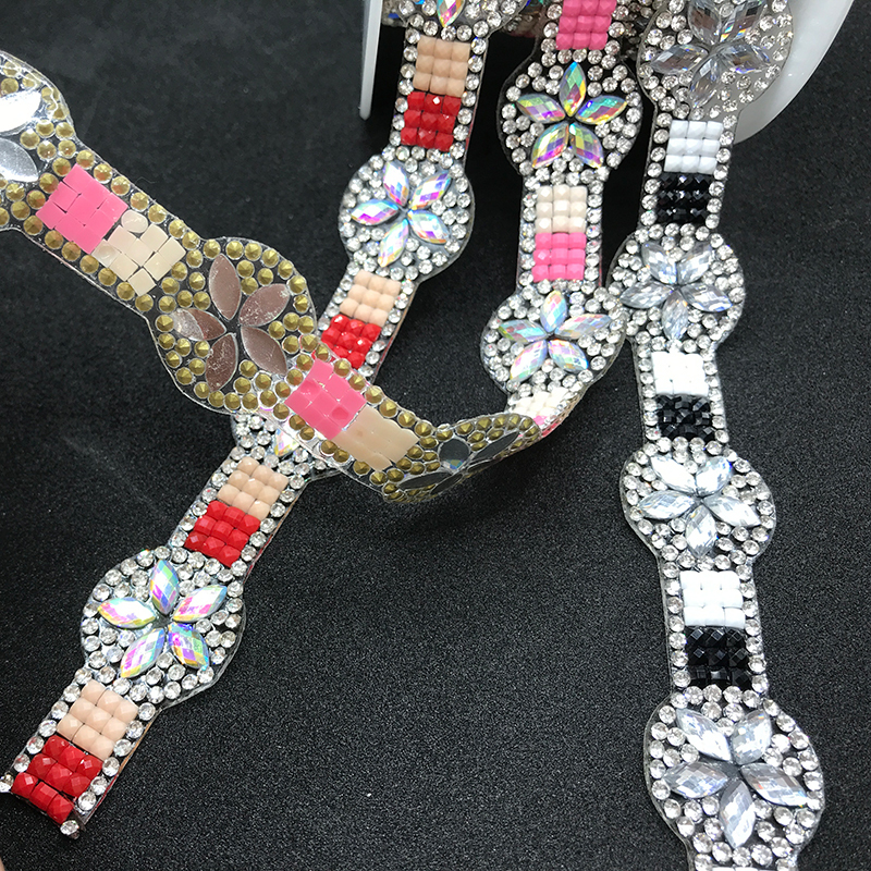Shiny Color Matching Rhinestone Flower Trim Iron On Bag Shoes Exporter
