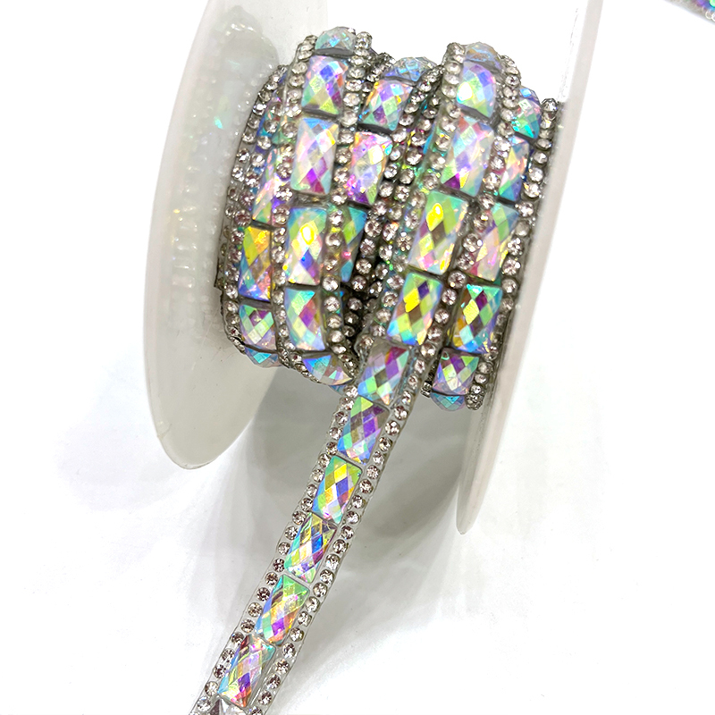 Luxury Rhinestone Applique Trim Iron On Apparel Exporter